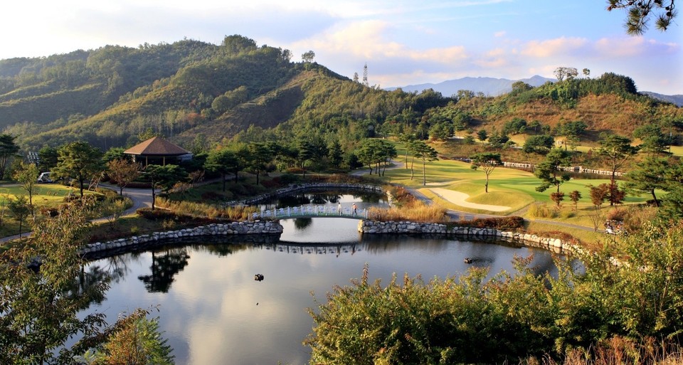 Shinan Country Club