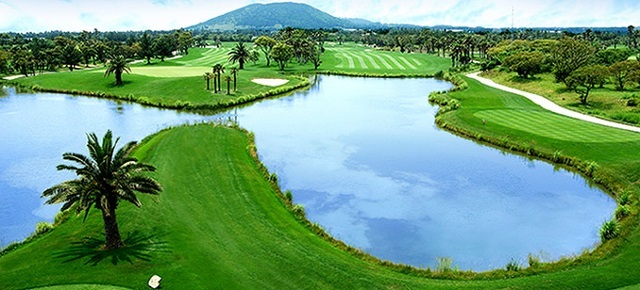 Shineville Country Club