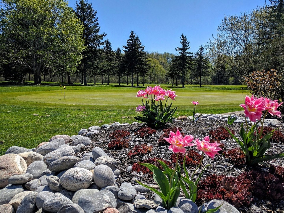 Roundel Glen Golf Course