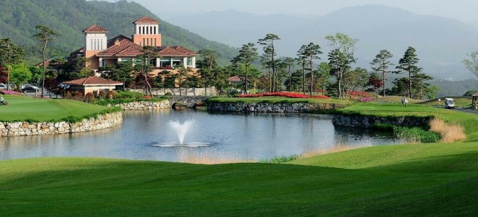 Pine Hills Golf & Hotel