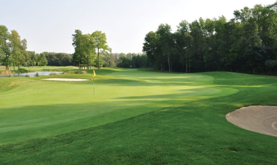 RiverEdge Golf Club