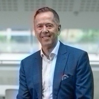 Simon Russett