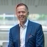 Simon Russett