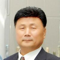 용휘(yong Whi) 이(Lee)