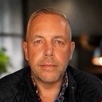 Robert Gregov
