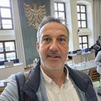 Axel Schöll