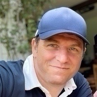 Dirk Wölfle