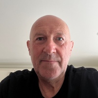 Alan Gravett