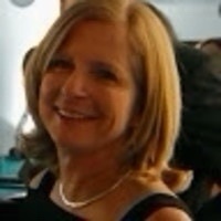 Kelli Woelfel