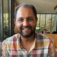 Vik Devjee