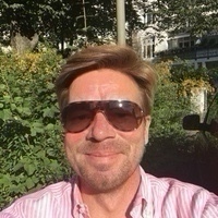 Oliver Lay