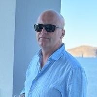 Simon Nunn